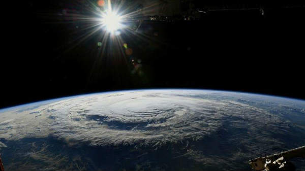 2003 ஆம் ஆண்டு பிப்ரவரி 01