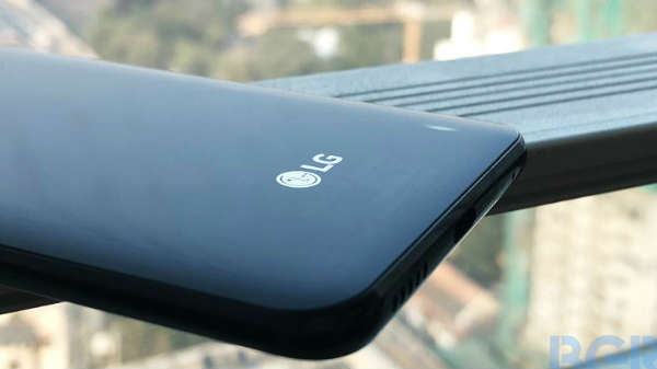 வரும் 25ம் தேதி அறிமுகம்: 