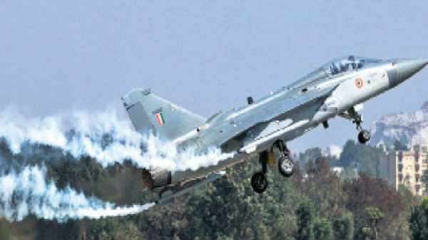 தேஜாஸ் போர்