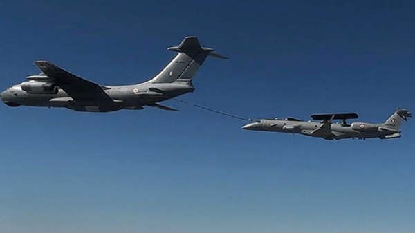 தேஜாஸ் போர் விமானம்: 