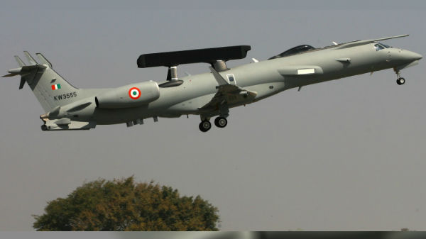 3. ஏ.இ.டபிள்யு & சி (AEW&C):