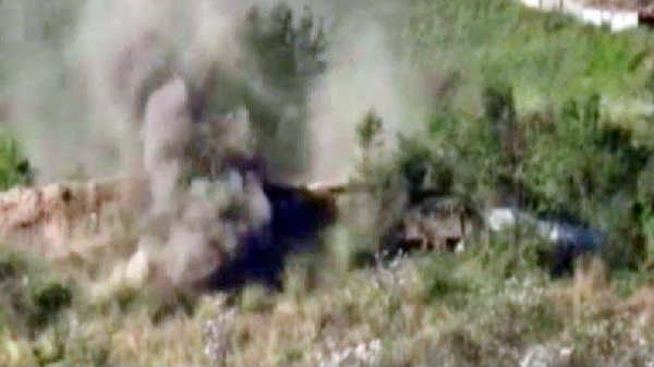 அதிகாலையில் தாக்குதல்: 