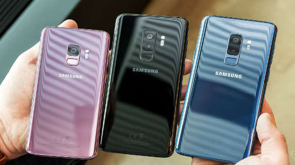  பேட்டரி : 