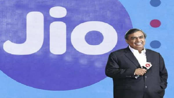 ரயில்வேயில் மட்டும் 3.78 லட்சம் வாடிக்கையாளர்கள்: 