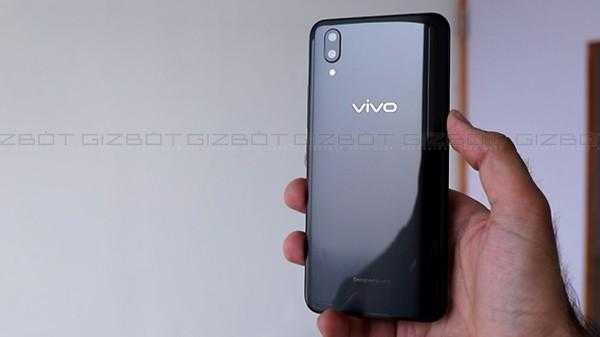 அல்ட்ரா -முழு எச்டி டிஸ்பிளே: