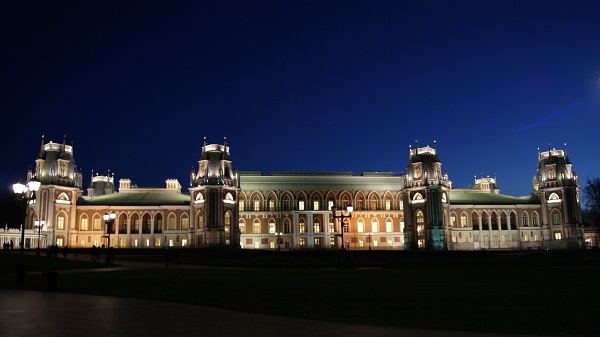 பொதுஇடங்களில் 