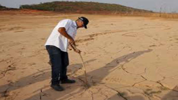 குச்சியை வைத்து கண்டுபிடித்த கிரேக்கள்: