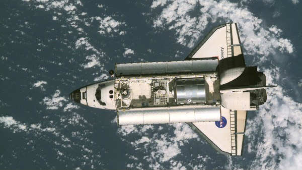 விஞ்ஞானிகள் உயிர்  தப்பினர்