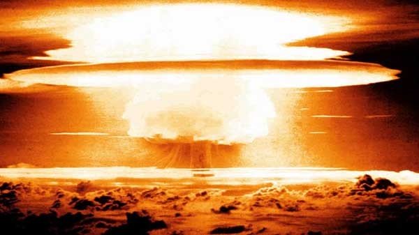  அணு ஆயுத தாக்குதல்