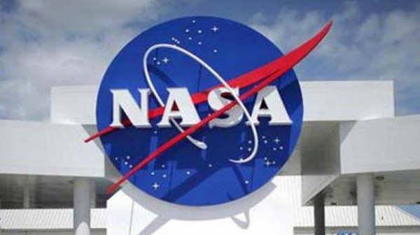 சந்திரனுக்கு மனிதர்களை அனுப்பும் நாசா: 