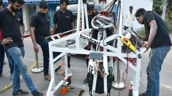 ​​ஐ.ஐ.டி. மெட்ராஸை சேர்ந்த மாணவர்கள் 