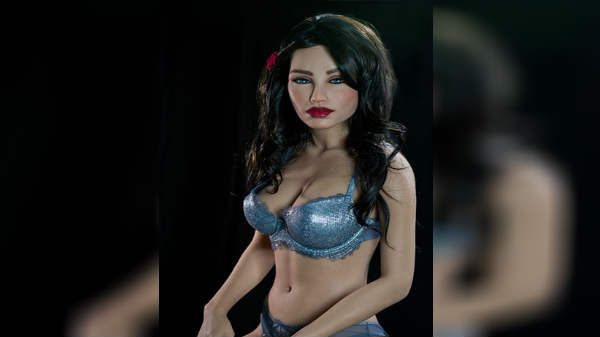 சொலனா செக்ஸ் ரோபோட் (Solana Sex Robot): 
