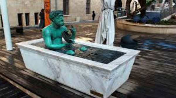 தண்ணீர் தொட்டியில் ஆர்கிமிடிஸ்: 