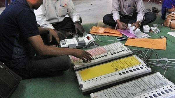 மின்னணு வாக்குப்பதிவு இயந்திரம் 