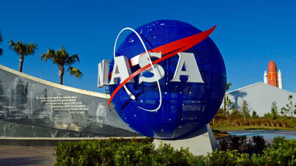 விண்வெளிக்கு சென்றதால் இரட்டையர்களிடம் ஏற்பட்ட அபூர்வ மாற்றம்.!