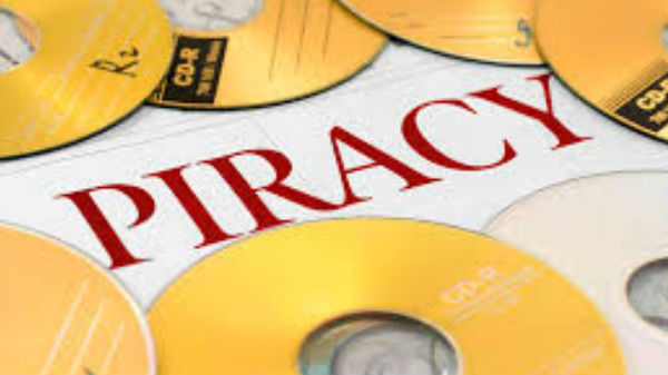 சூப்பர் டீலக்ஸ் & ஐரா இணையத்தில் கசிந்தது இப்படித்தான்.!