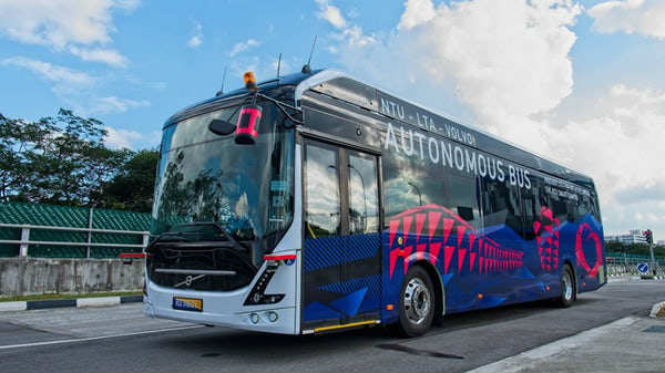 வால்வோ 7900 