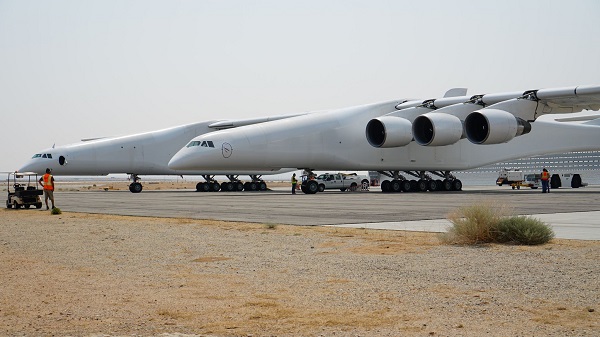 ஸ்ட்ராடோலான்ச் விமானத்தின் அளவு 