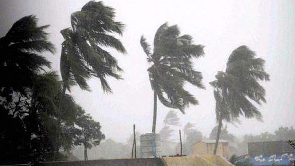 மின்சாரம் இல்லாத நேரத்தில் ஸ்மார்ட்போன்களை எப்படி சார்ஜ் செய்வது?