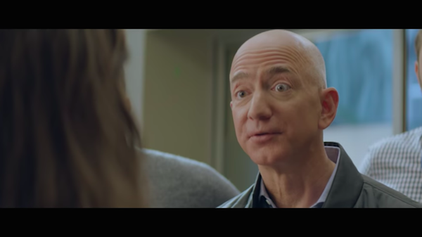 கேள்வி பதில் சுற்றை சாதகமாக பயன்படுத்திய பெண் 