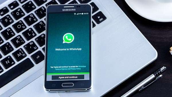 ஹைடிங் ப்ரொபைல் போட்டோ