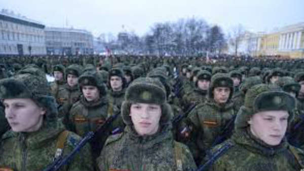 ராணுவ அணிவகுப்பு: 