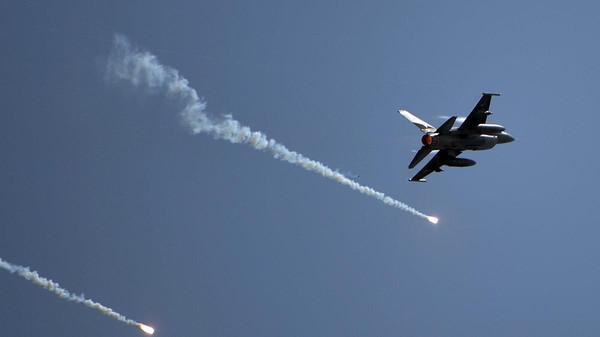 சுட்டு வீழ்த்தப்பட்டது எப்-16: 