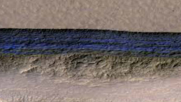 செவ்வாய் கிரகத்தில் உள்ள மூன்றாவது பெரிய நீர்த்தேக்கம் 