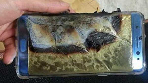 தீப்பற்றி எரிந்தது: 