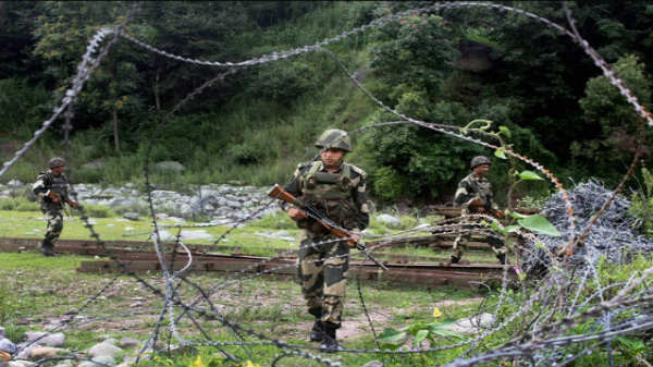 நவீன ஆயுதங்கள்: 