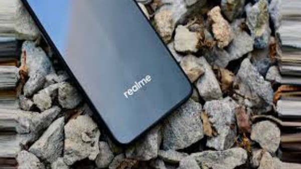 சீனாவில் அறிமுகம்: 