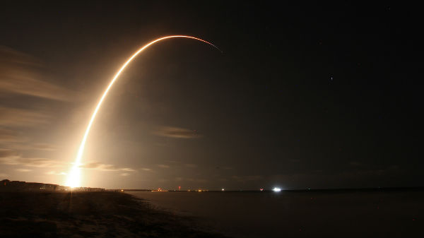 550 கிமீ உயரத் தொலைவை எட்டும் செயற்கைக்கோள்கள்