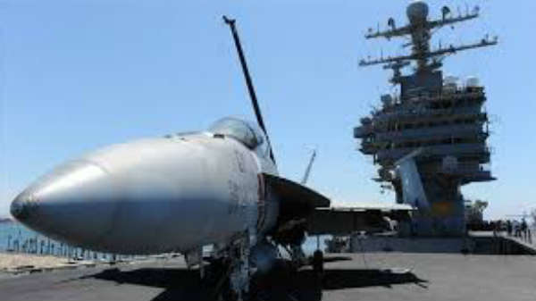 போர் விமானம், கப்பல்கள் சென்றன: 