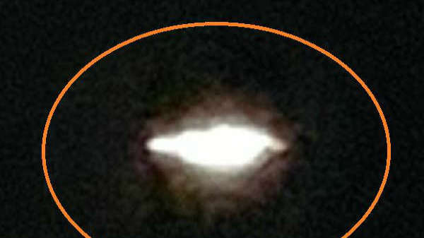 ஏலியன்களின் வாகனம் பறக்கும் தட்டு : 