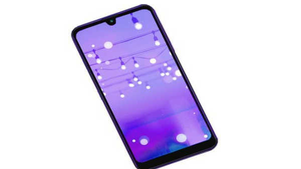 வடிவமைப்புக்கு அதிக கவனம் செலுத்தியுள்ளது 