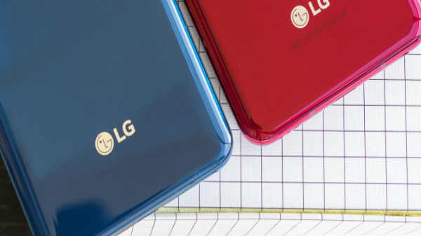  எல்ஜி W10 சேமிப்பு: