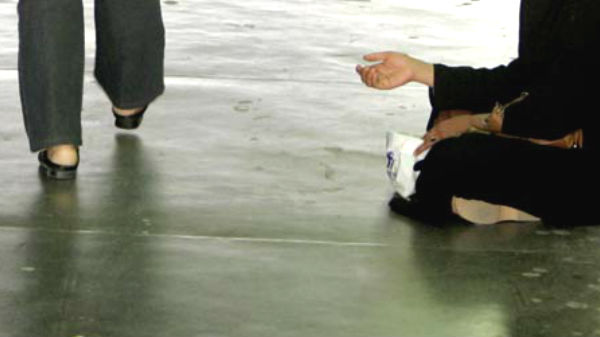  துபாய் போலீசார் கைது செய்துள்ளனர்