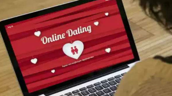  ஆன்லைன் கால திருமணம்: