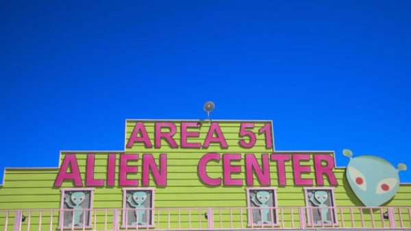 ஏரியா 51 ரகசியம் வேண்டும்: 