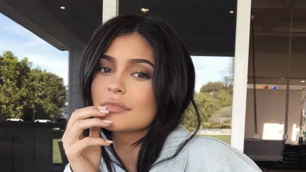 முதலிடம் பிடித்தவர்:  