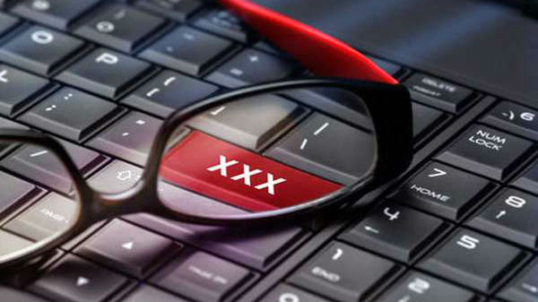 ஆபாச வலைத்தளங்கள் 