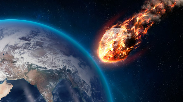 5 அடி ஆழத்திற்கு சென்ற விண்கல்