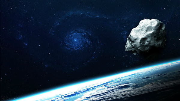 பூமியை கடந்து சென்று செயலிழக்க வேண்டும்