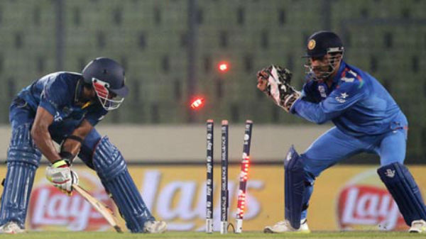 உலகம் முழுதும் நேரலை 