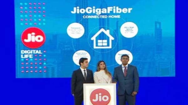 மாத கட்டணம்: