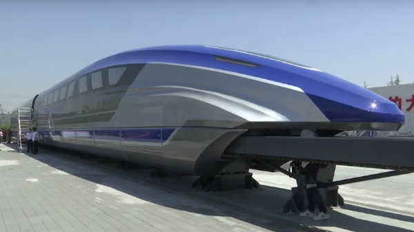  மிதப்பதற்கு காந்தசக்தியை பயன்படுத்துகிறது