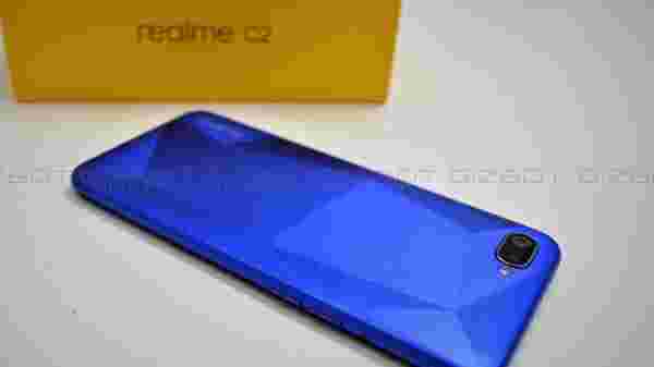 அசத்தலான சிப்செட் வசதி: