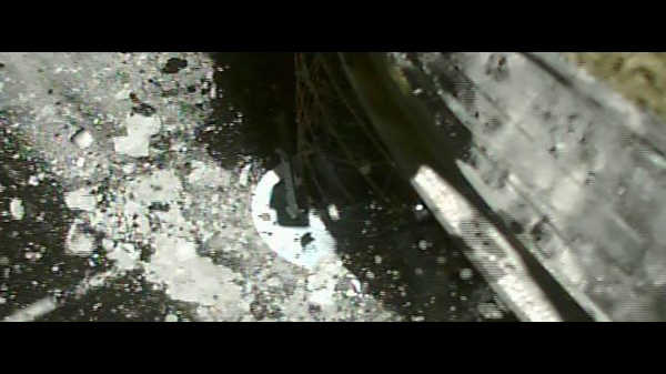 கண்ணாடியாக செயல்படக்கூடியவை