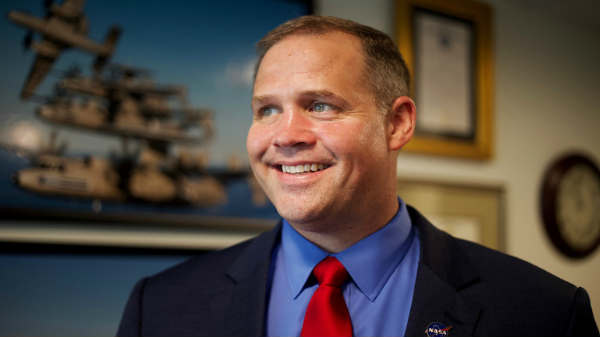 46% பேர் எதிர்ப்பதாகவும் மற்றும் 1% பேர் கருத்து இல்லை