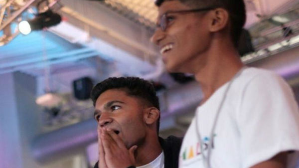 சவால்களை வென்ற மாணவர்கள்